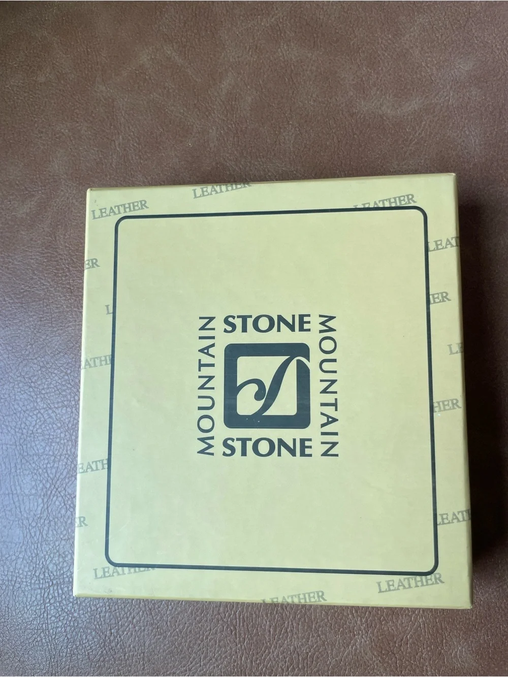 New Stone Mountain Men's Leather Wallet - Trifold - RFID Protection - Black NWT